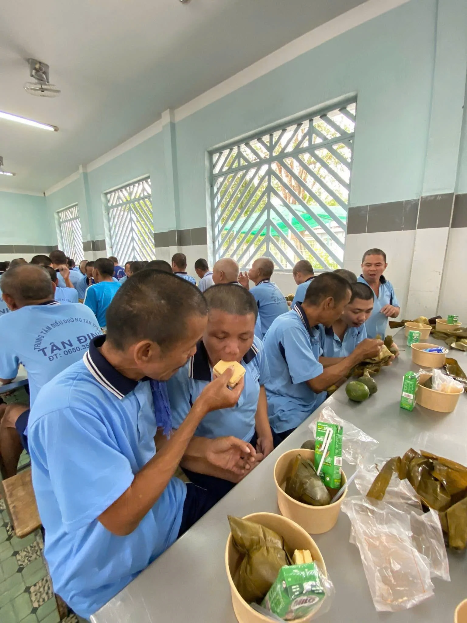 Thiên Ân Food đi từ thiện