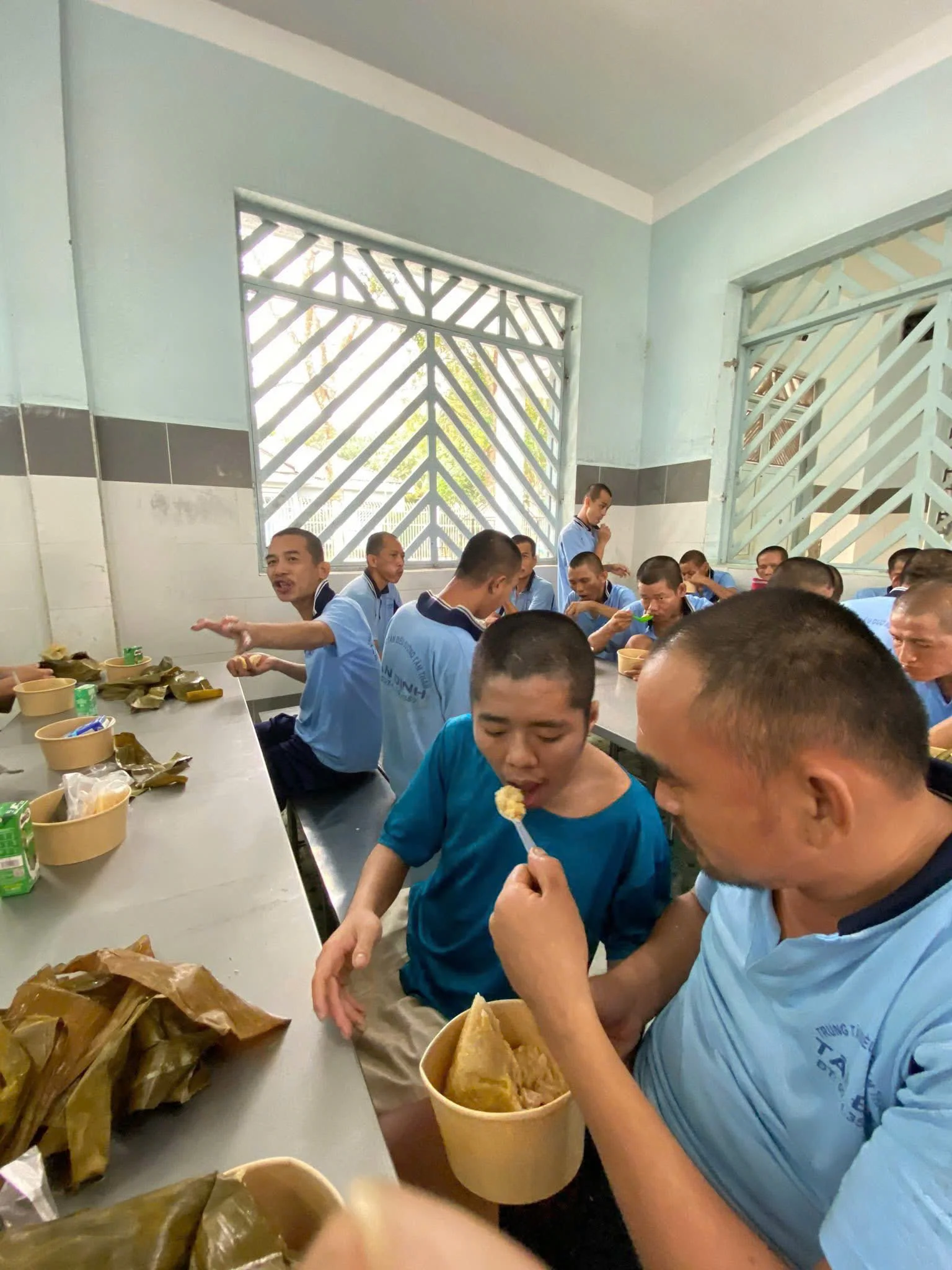 Thiên Ân Food đi từ thiện